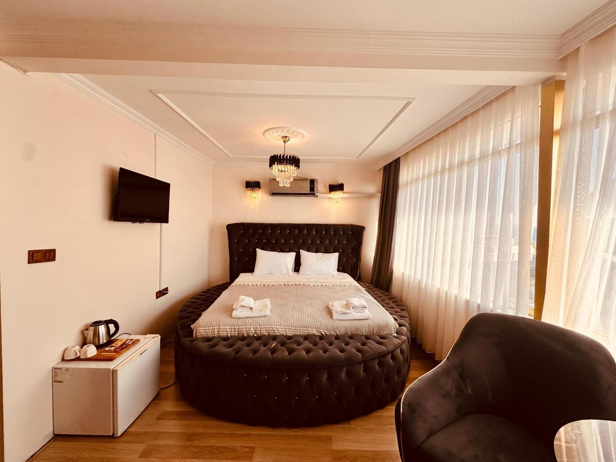 York House Istanbul Hotel Екстериор снимка